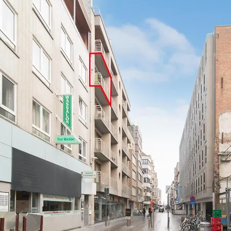 아파트 In Belgium Near The Coast