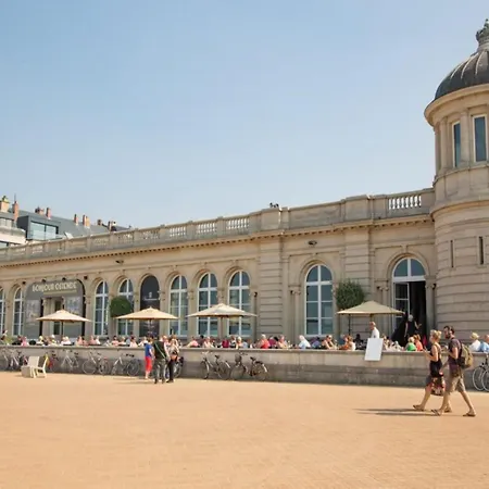 In Belgium Near The Coast 아파트 *